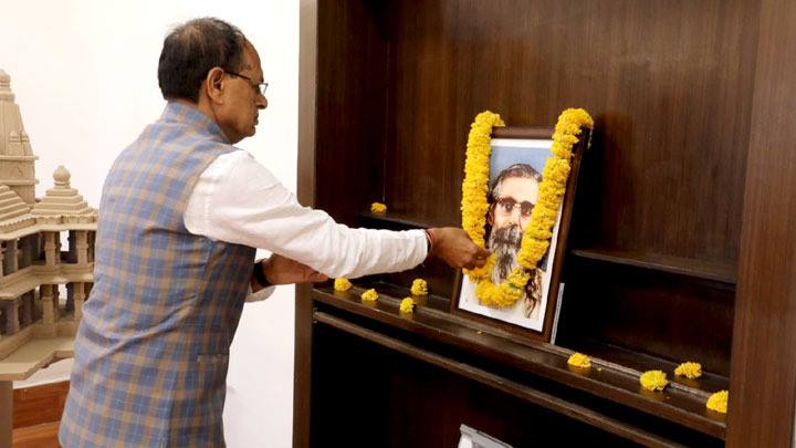 मुख्यमंत्री श्री चौहान ने गुरु गोलवलकर जी की पुण्य-तिथि पर किया नमन